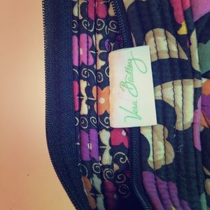 A Vera Bradley strap purse small